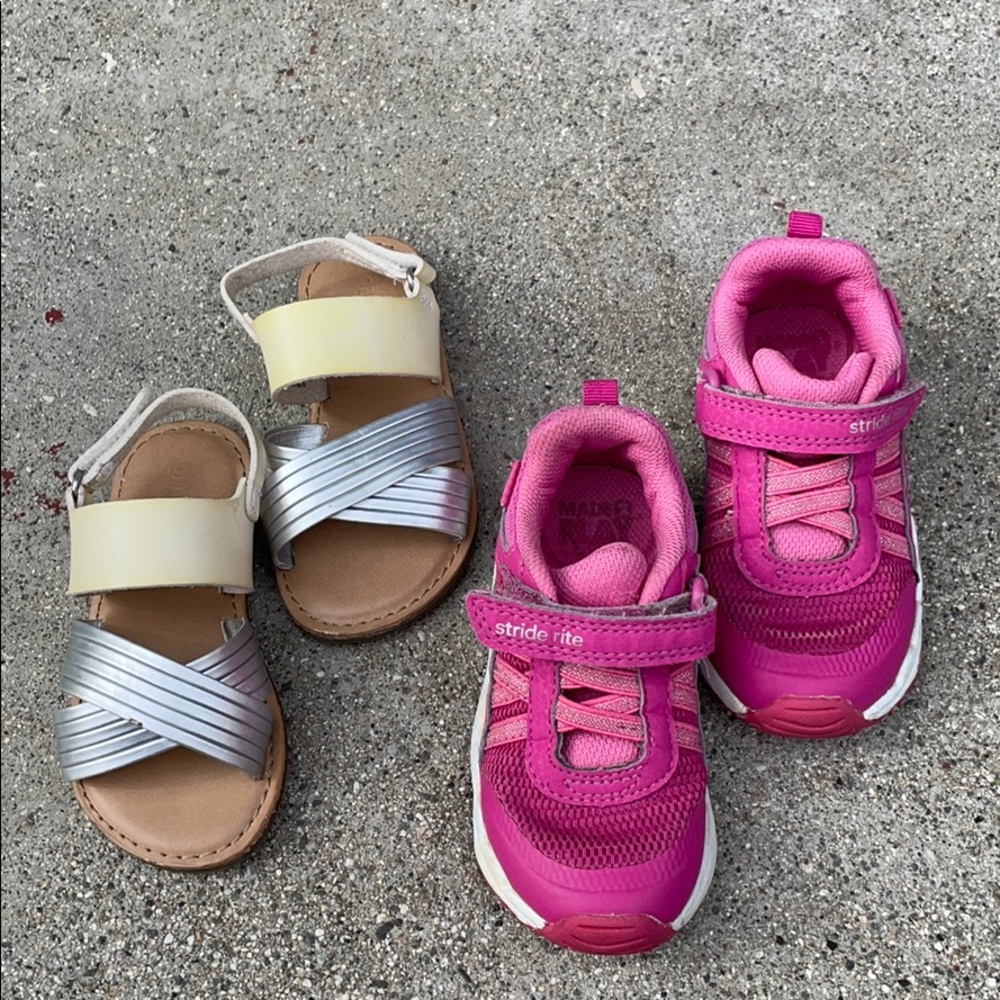 Set of two toddler girl shoes